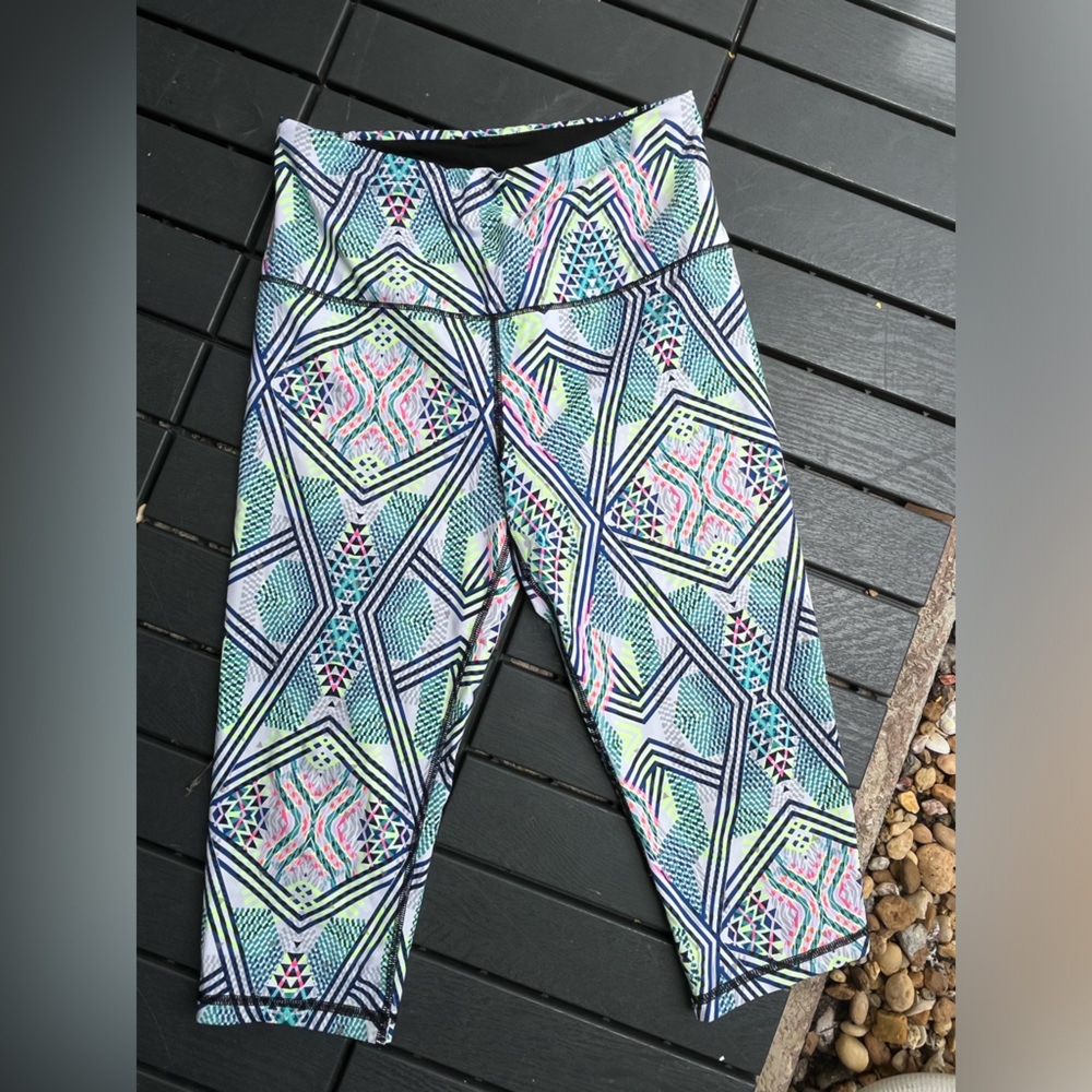 Womens Victoria’s Secret medium leggings